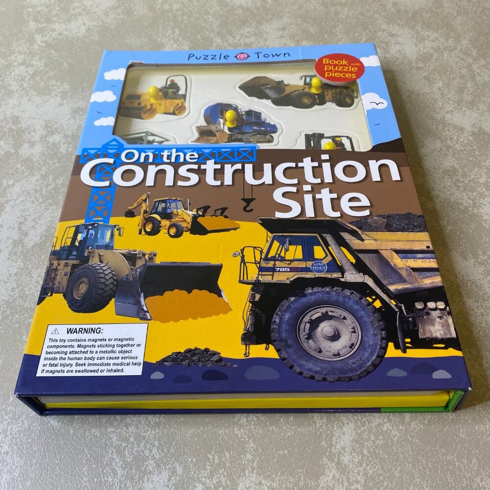 Puzzle Town "On the Construction Site" Book w/Puzzle Pieces - Picture 2 of 9